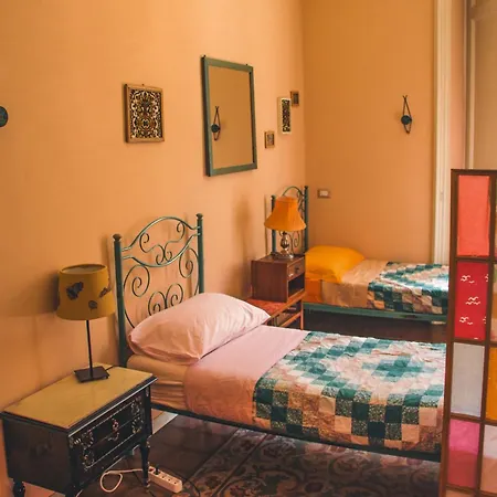 Casa Verdi - House Of Travelers Guest house
