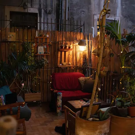 Casa Verdi - House Of Travelers Affittacamere Catania